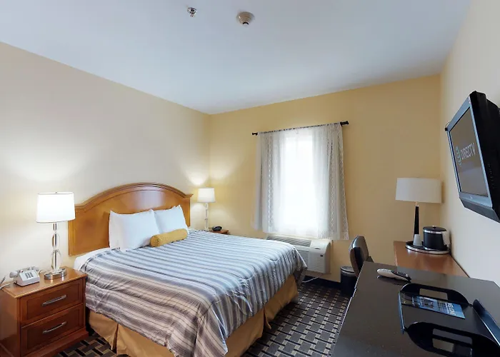 Motels in Warsaw