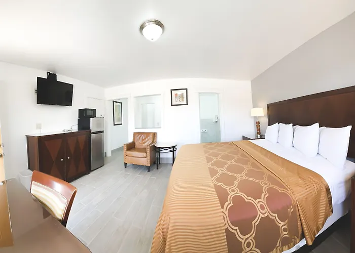 Motels in Plains