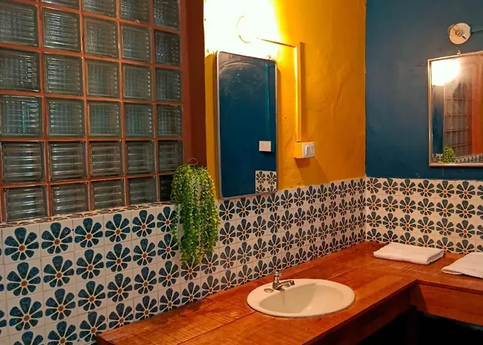 Bed and Breakfast in Santa Ana