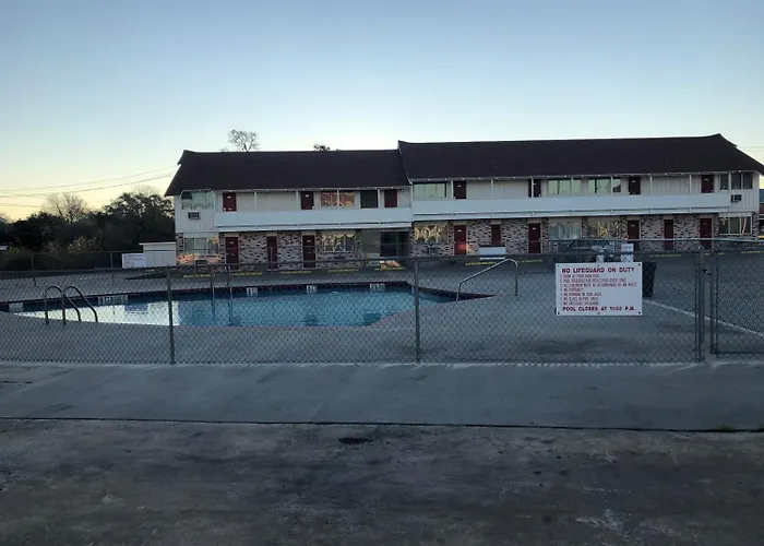 Motels in El Campo