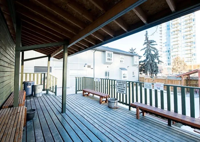 Hostels in YYC