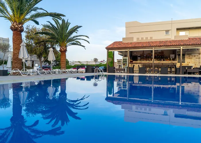 Hotel pas Cher à Agia Marina