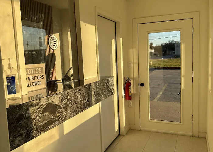 Motels in Gun Barrel City