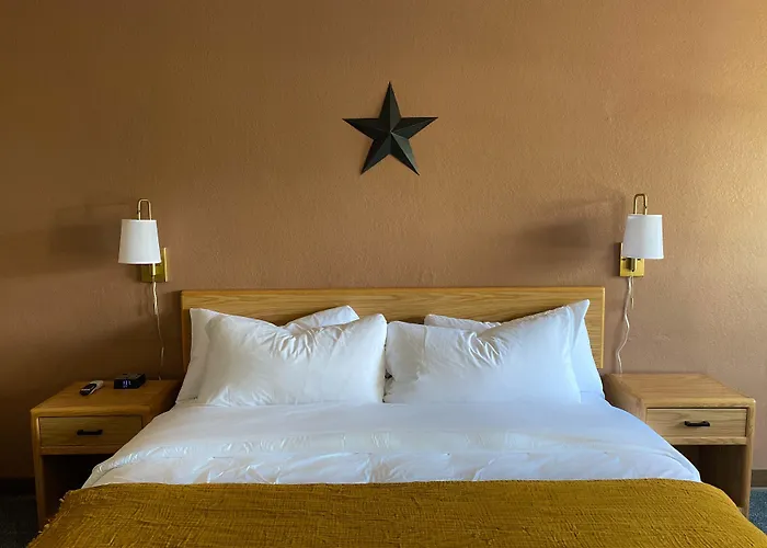 Motels in Benson