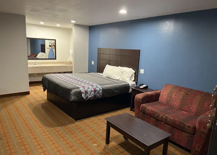 Motels in Broken Bow