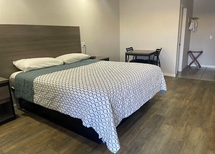 Motels in Sanger