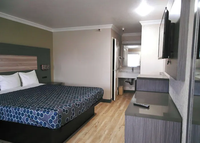 Motels in Rialto