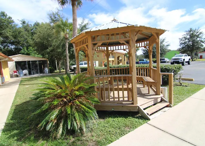 Motels in Cedar Key