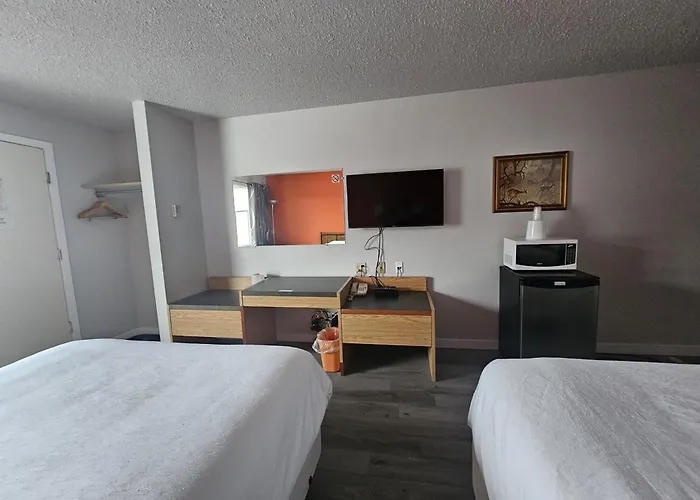 Motels in Edson