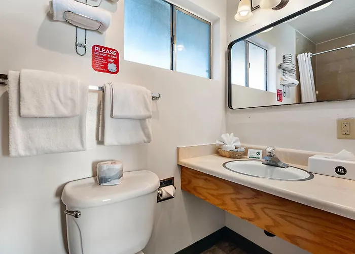 Motels in Crescent City