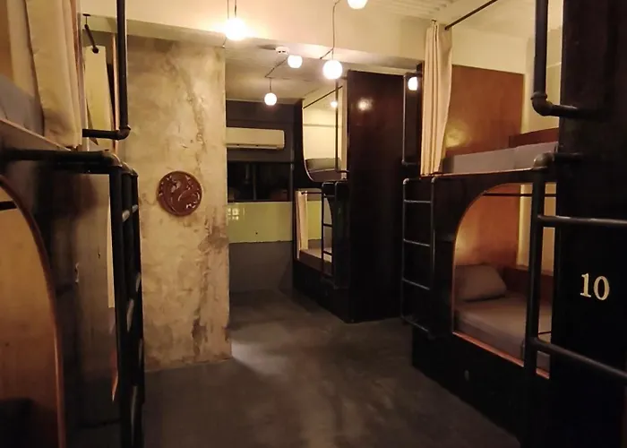 Hostels in Puerto Princesa