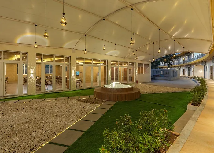 Hostels in Lonavala
