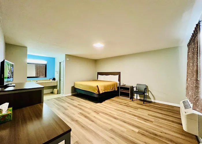 Motels in Gore