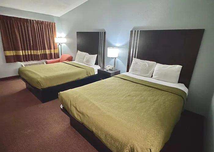 Motels in Warrenton