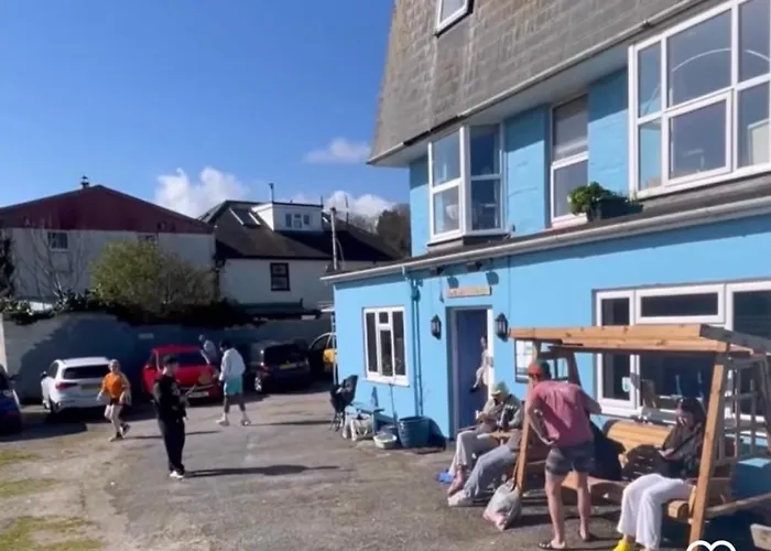 Hostels in New Quay