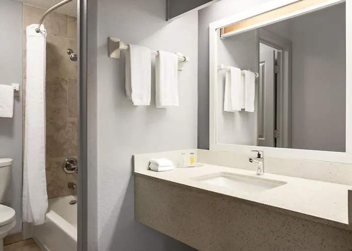 Motels in Apopka