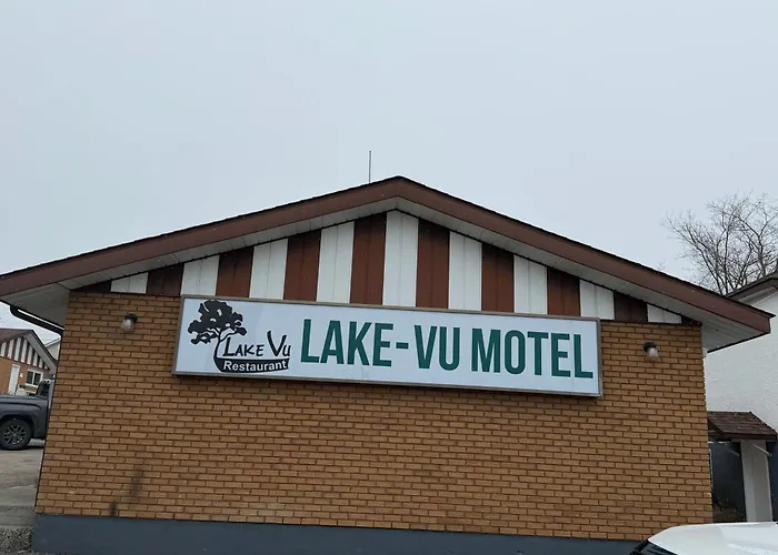 Motels in West Hawk Lake
