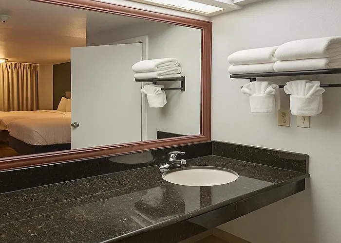Cheap Hotels in El Cajon
