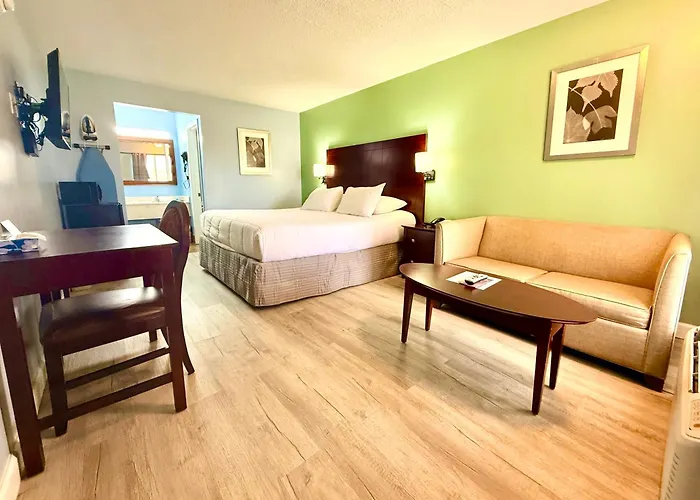 Motels in Bells