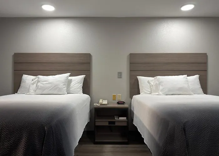 Motels in Cabot