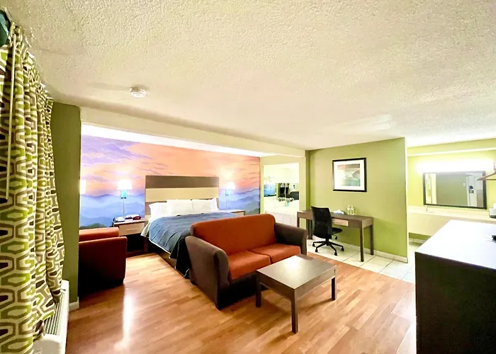 Motels in Berea