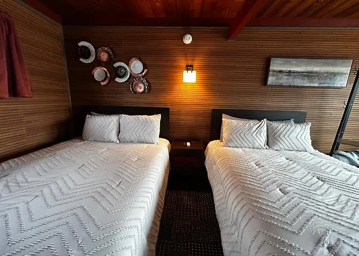 Motels in Charlevoix