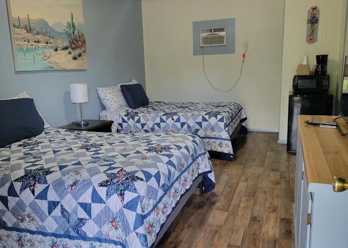 Motels in Forney