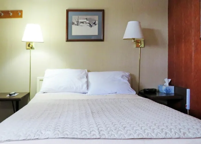 Motels in Mellen