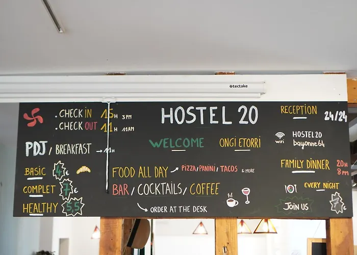 Hostels in Bayonne