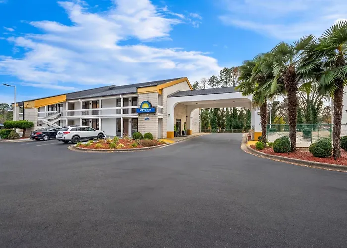 Motels in Mebane