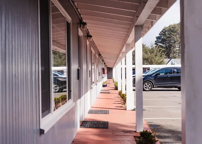 Motels in Reedsport
