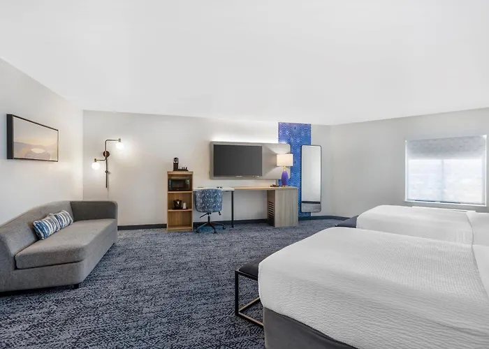 Cheap Hotels in Henderson