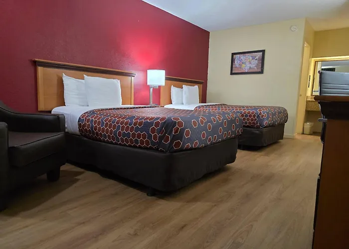 Motels in Whiteville