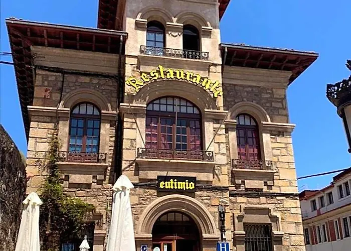 Hoteles Baratos en Lastres
