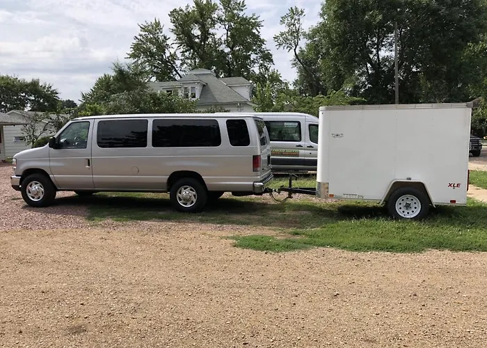 Motels in Canistota