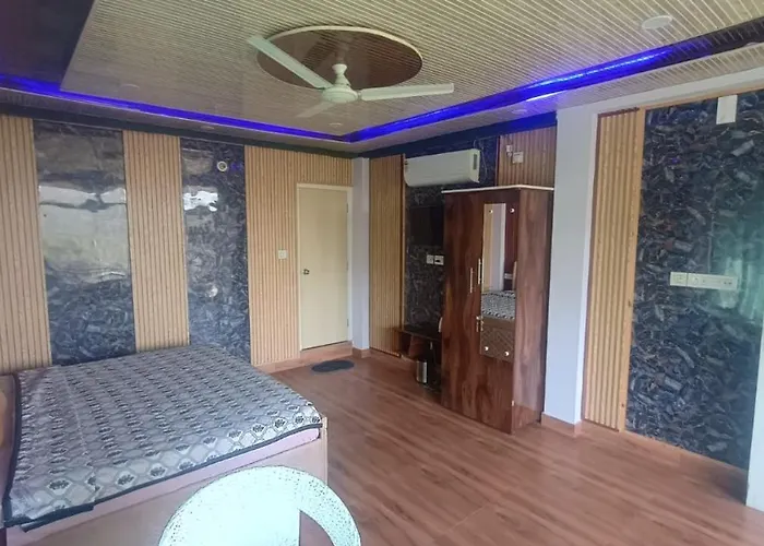Guest Houses in Kasauli