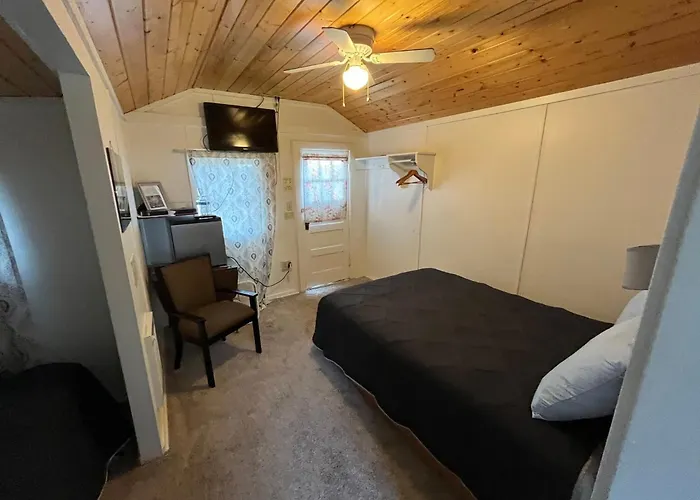 Motels in East Glacier Park Village
