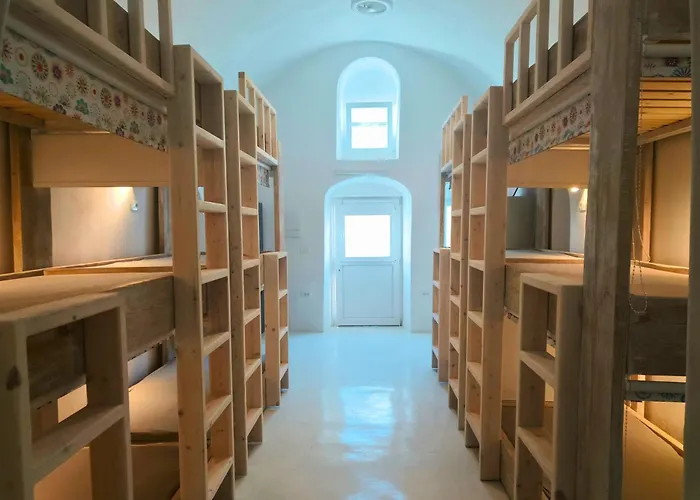 Albergues en Santorini Island