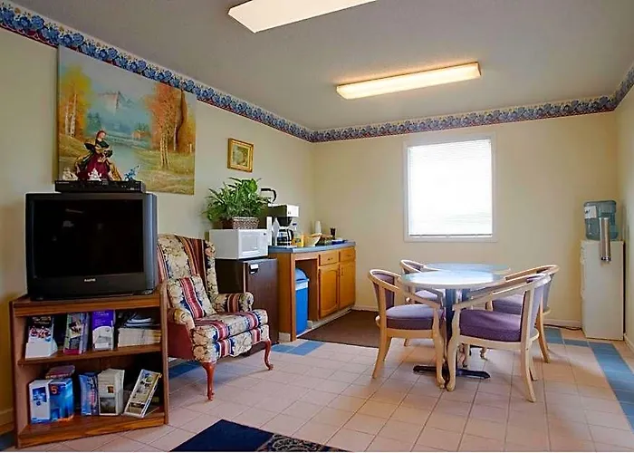 Motels in Loudon