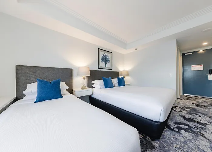 Motels in Broadbeach
