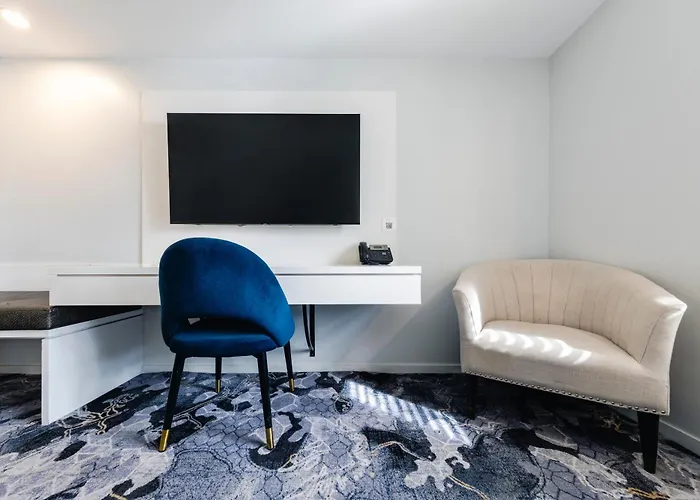Motels in Surfers Paradise