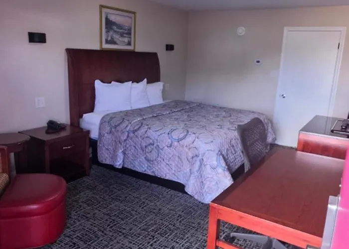 Motels in Williamstown