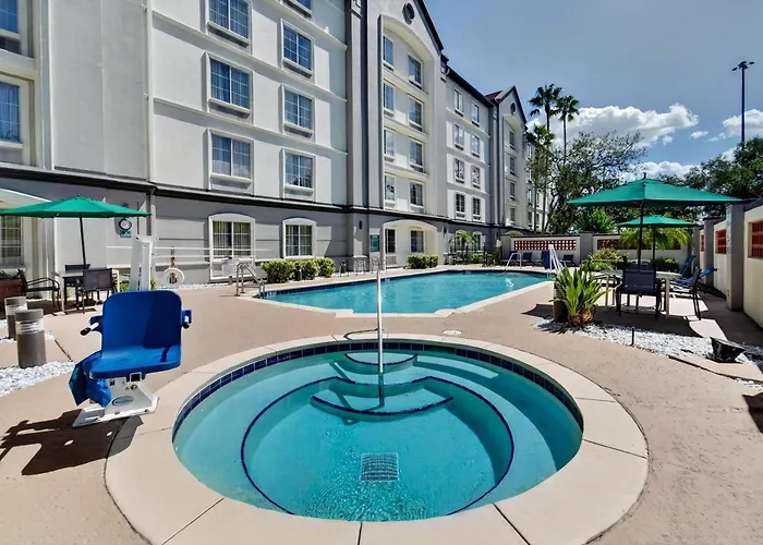 Cheap Hotels in Brandon