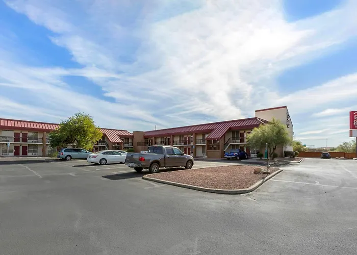 Motels in Marana