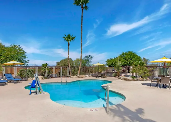 Motels in Green Valley
