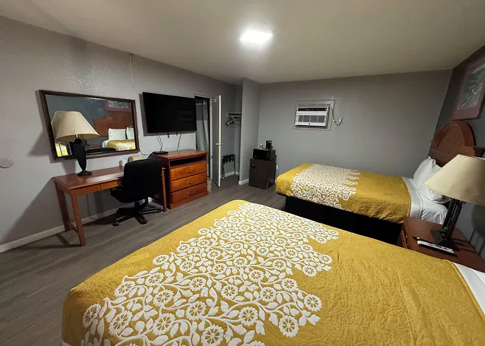 Motels in Knox City