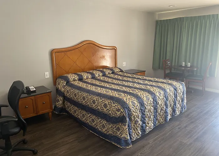 Motels in Pleasant Hill