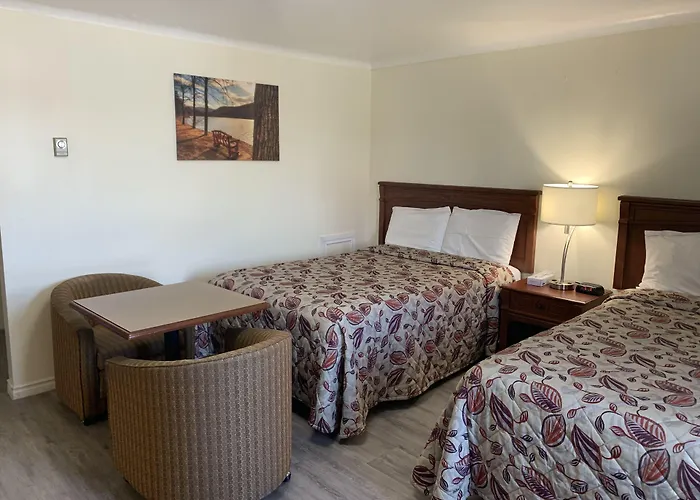 Motels in Hawkesbury