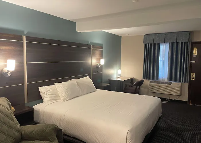 Motels in Osawatomie