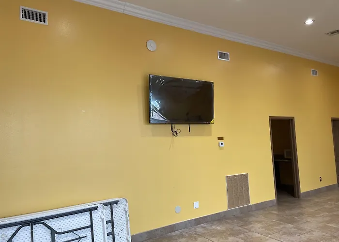 Motels in Los Fresnos
